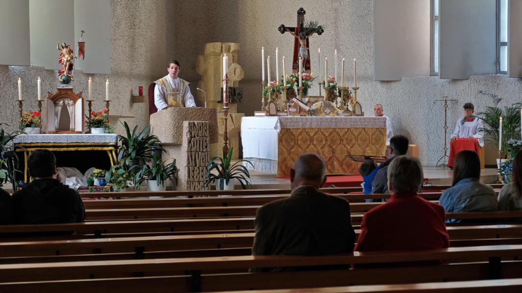 Priesterbruderschaft St. Petrus - Fotos